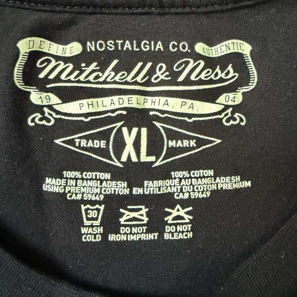 Mitchell & Ness Black T-Shirt with Red Logo - Picture 5 of 5